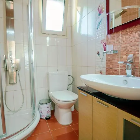 Secluded, Sunset, Beaches, Walk To Village-melina Villa *